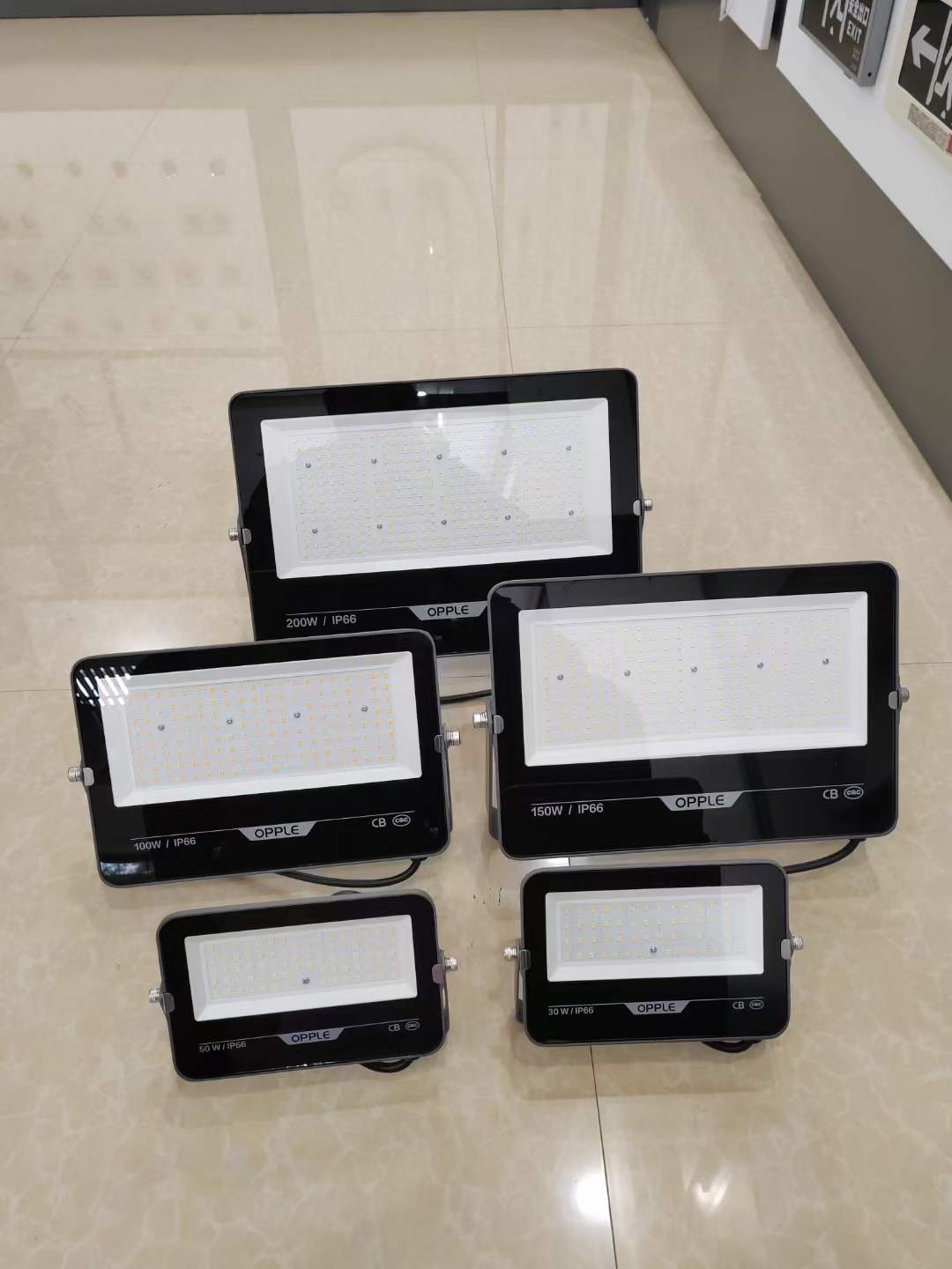欧普ltg t04熠耀-50w 70w-115d-65k led投光灯